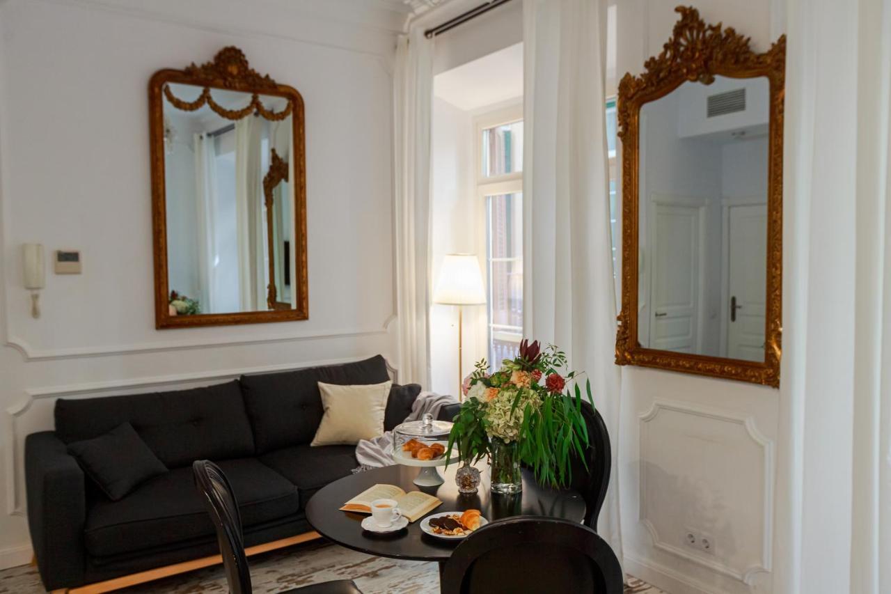 La Luna Suite In Old Town Of Малага Экстерьер фото