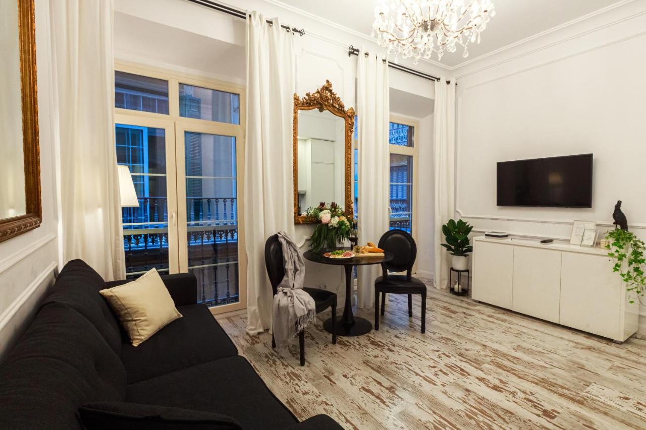 La Luna Suite In Old Town Of Малага Экстерьер фото