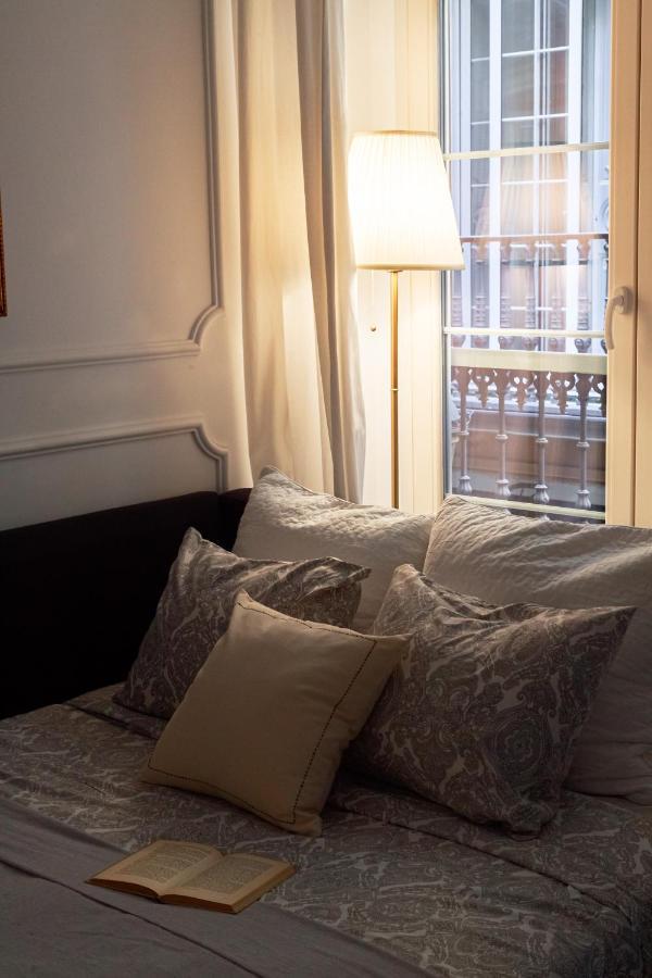 La Luna Suite In Old Town Of Малага Экстерьер фото