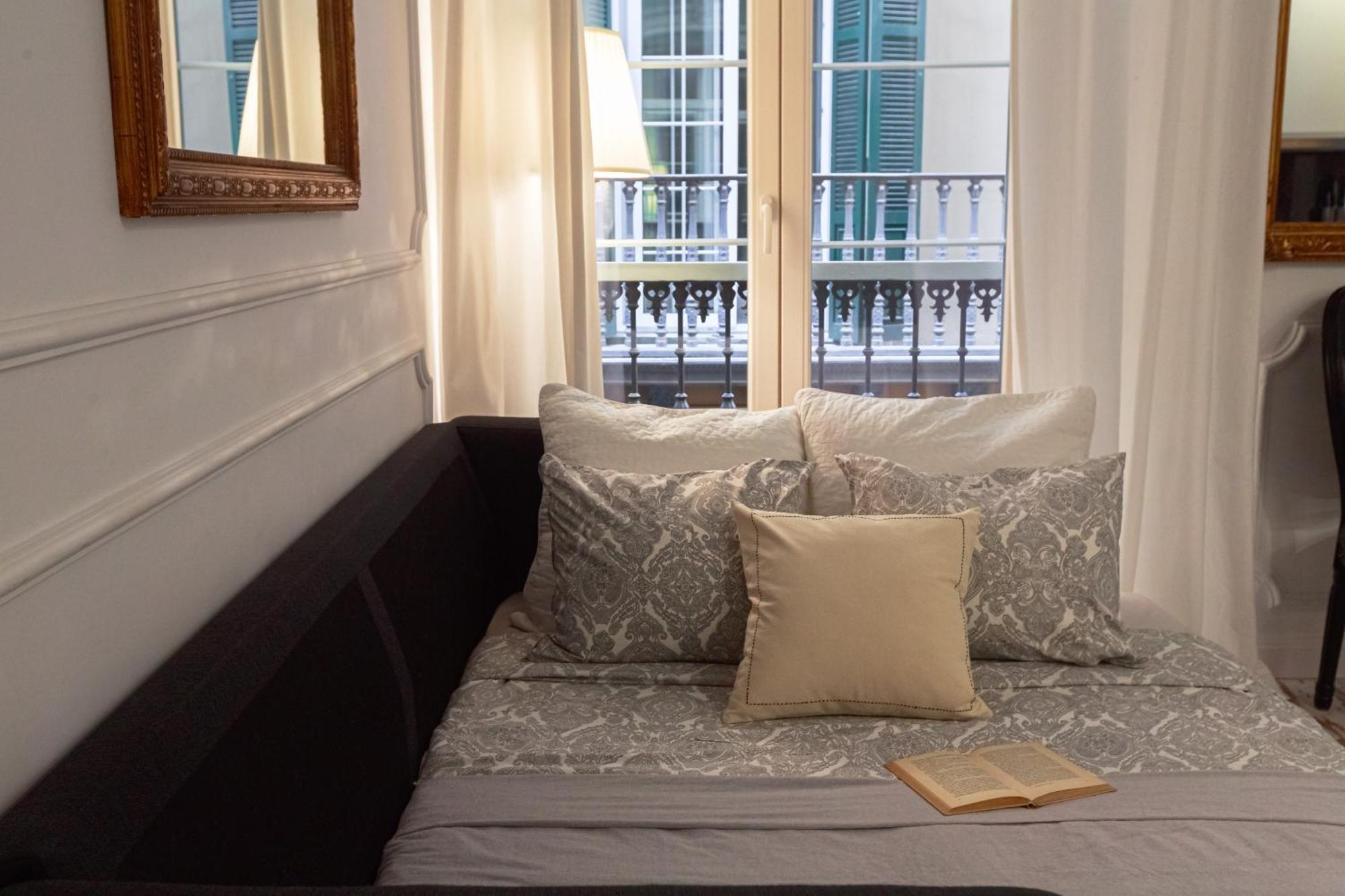 La Luna Suite In Old Town Of Малага Экстерьер фото